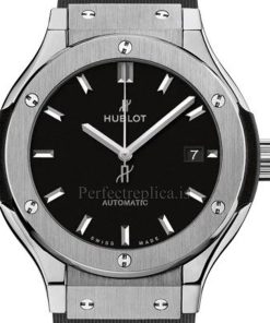 Hublot Classic Fusion 582.NX.1170.RX