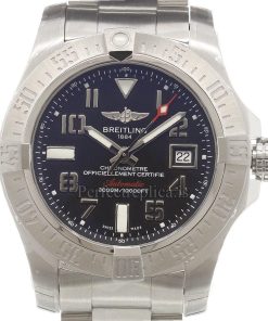 Breitling Avenger II A17331101B2A1