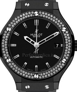 Hublot Classic Fusion 565.CM.1170.CM.1104