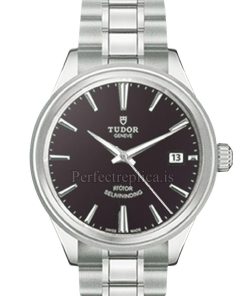 Tudor Style 12500