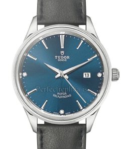 Tudor Style 12700