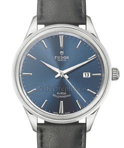 Tudor Style 12700