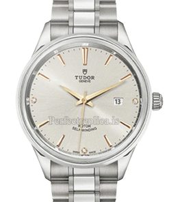 Tudor Style 12700