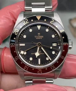 Tudor Black Bay GMT 39mm Automatic Watch Black Dial Red Bezel Sapphire Steel Bracelet 200M Waterproof