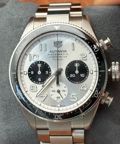TAG Heuer Autavia 42mm Flyback Chronograph Panda Dial Automatic Steel Mens Watch CBE511B